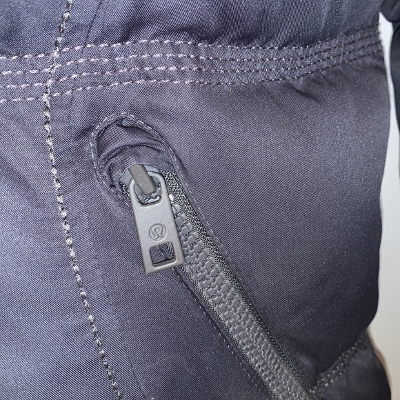 Lululemon Peace of Mind Jacket Sz 6 - Picture 4 of 7
